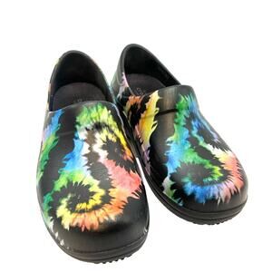 Crocs Women's Tie Dye Swirl Clogs Size 8